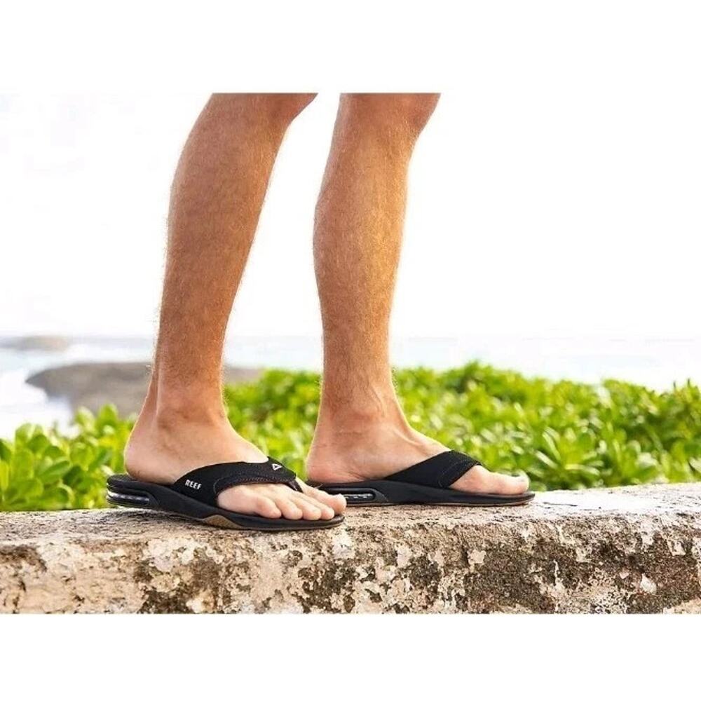 NWT Reef Fanning Flip Flops Bottle Opener Sandals Black/Silver Men's Size 16 - Picture 3 of 9